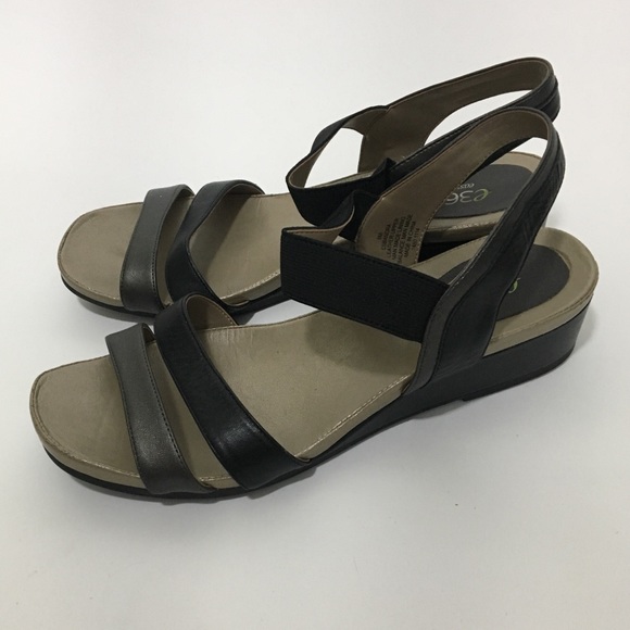 easy spirit dress sandals